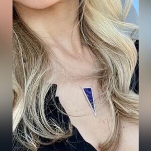 Lapis inlay 14 tcw necklace